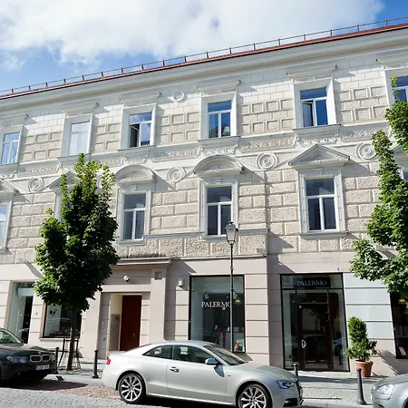 & - Town Hall Apartment Vilnius