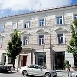 Apartment & - Town Hall