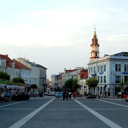 Butas & - Town Hall *