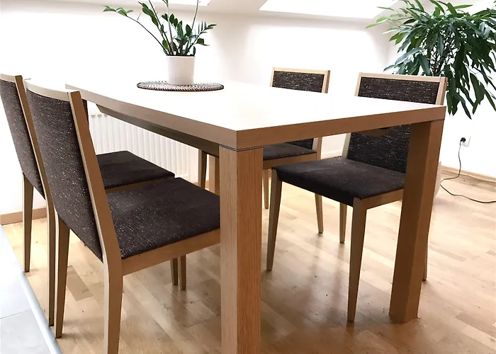 & - Town Hall Apartamento